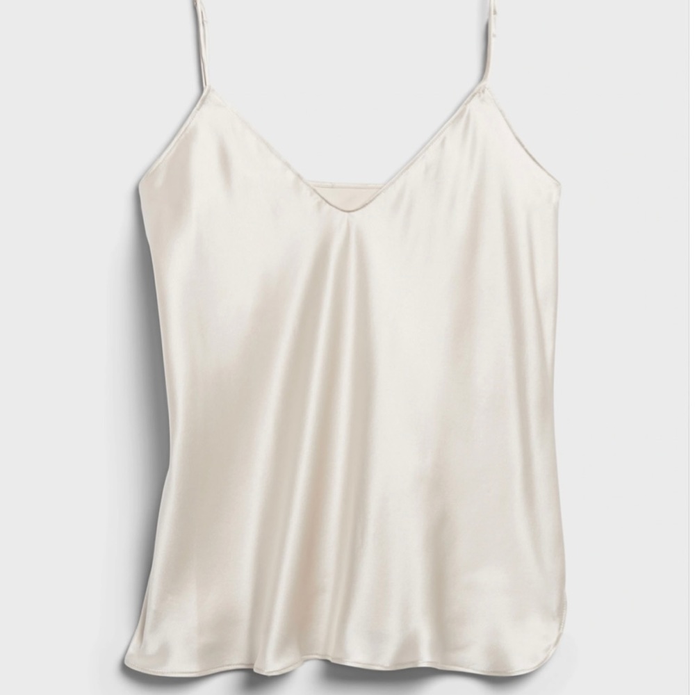 NWT 🎉🎉 Banana Republic Silk Cami